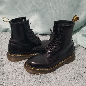 Dr. Martens 1460 W Boots